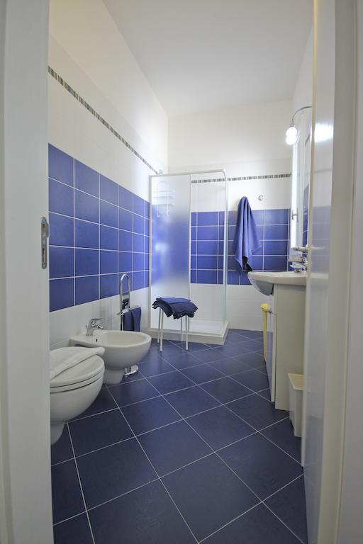 B&B Villa Genny A Pochi Passi Dal Mare San Cataldo  Zimmer foto